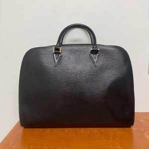 LOUIS VUITTON Black Epi Leather Sorbonne Business Bag Laptop Case Authentic